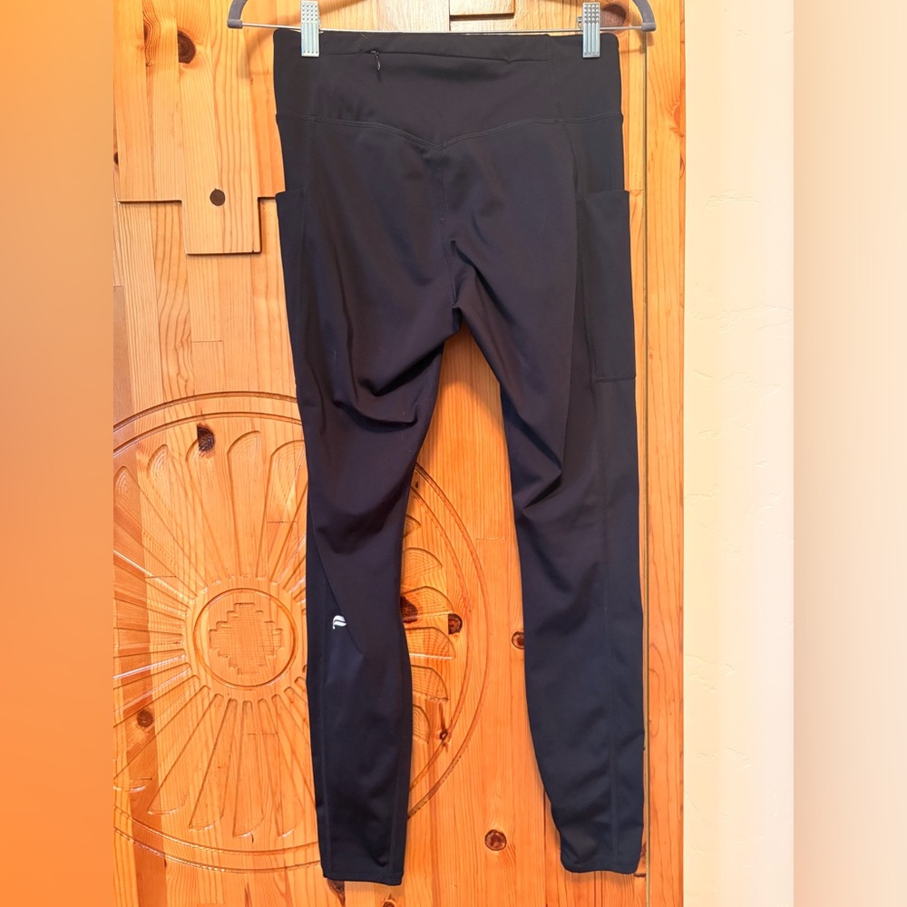 Fabletics Black High-Waist Leggings with Side Pockets - Picture 4 of 5
